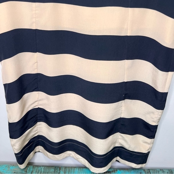 Joie Black & Tan Striped Scoop Neck Tunic Sleeveless Silk Blouse - Picture 4 of 11